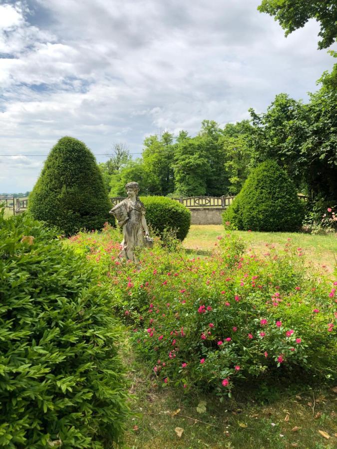 مبيت وإفطار Saint-Gerand-le-Puy Demeure Des Payratons المظهر الخارجي الصورة